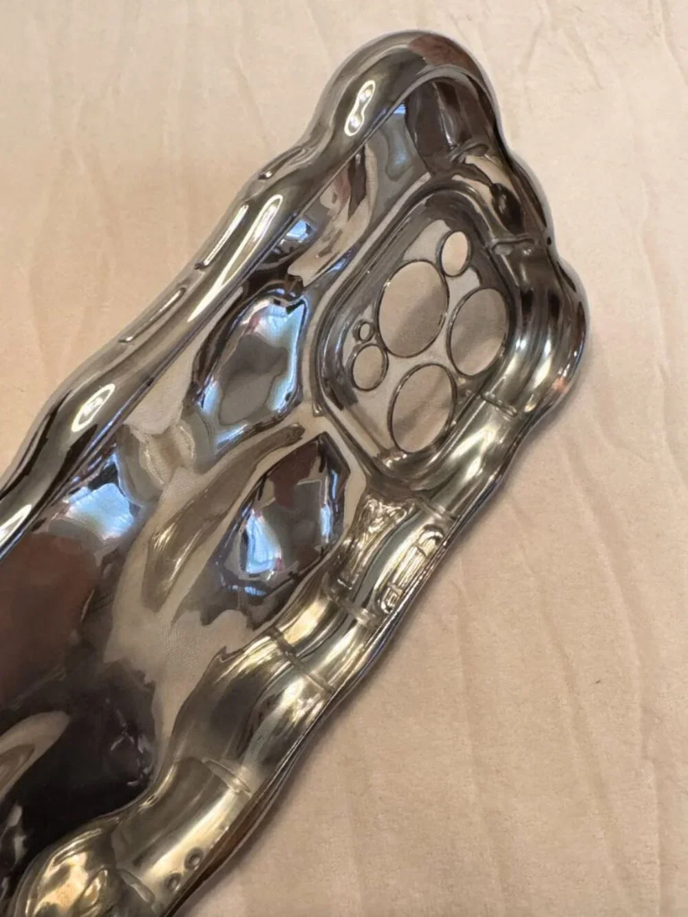 Auramma Chrome Bubbles iPhone 16 Pro Case, Silver Chrome Textured - Never Used